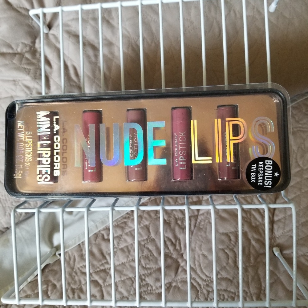 L.A. Colors Mini Lippies lipsticks